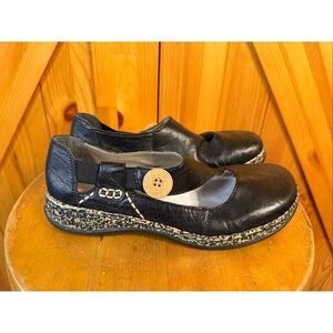 Rieker black leather Mary Jane bar shoes decorative stitching EU 36 US 5.5-6